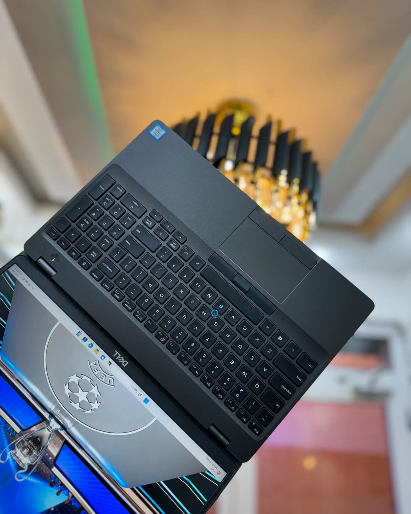 Image galerie pour DELL latitude 5500 2