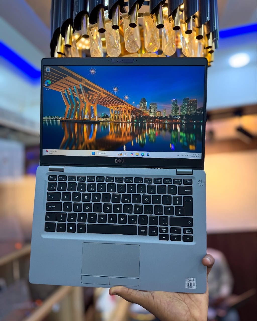Image galerie pour DELL latitude 5410 1