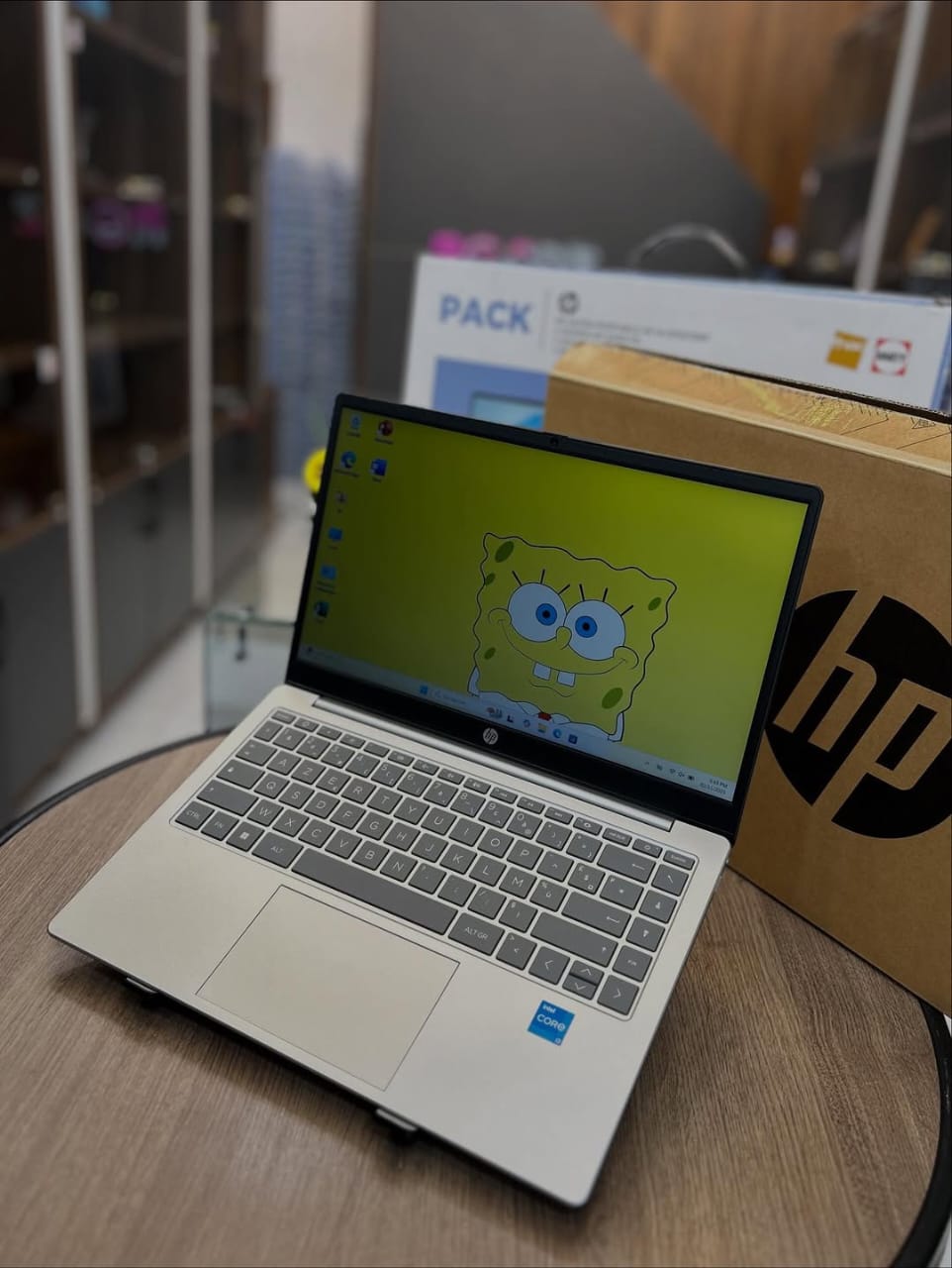 Image galerie pour HP Laptop 15-fd0127dx 3