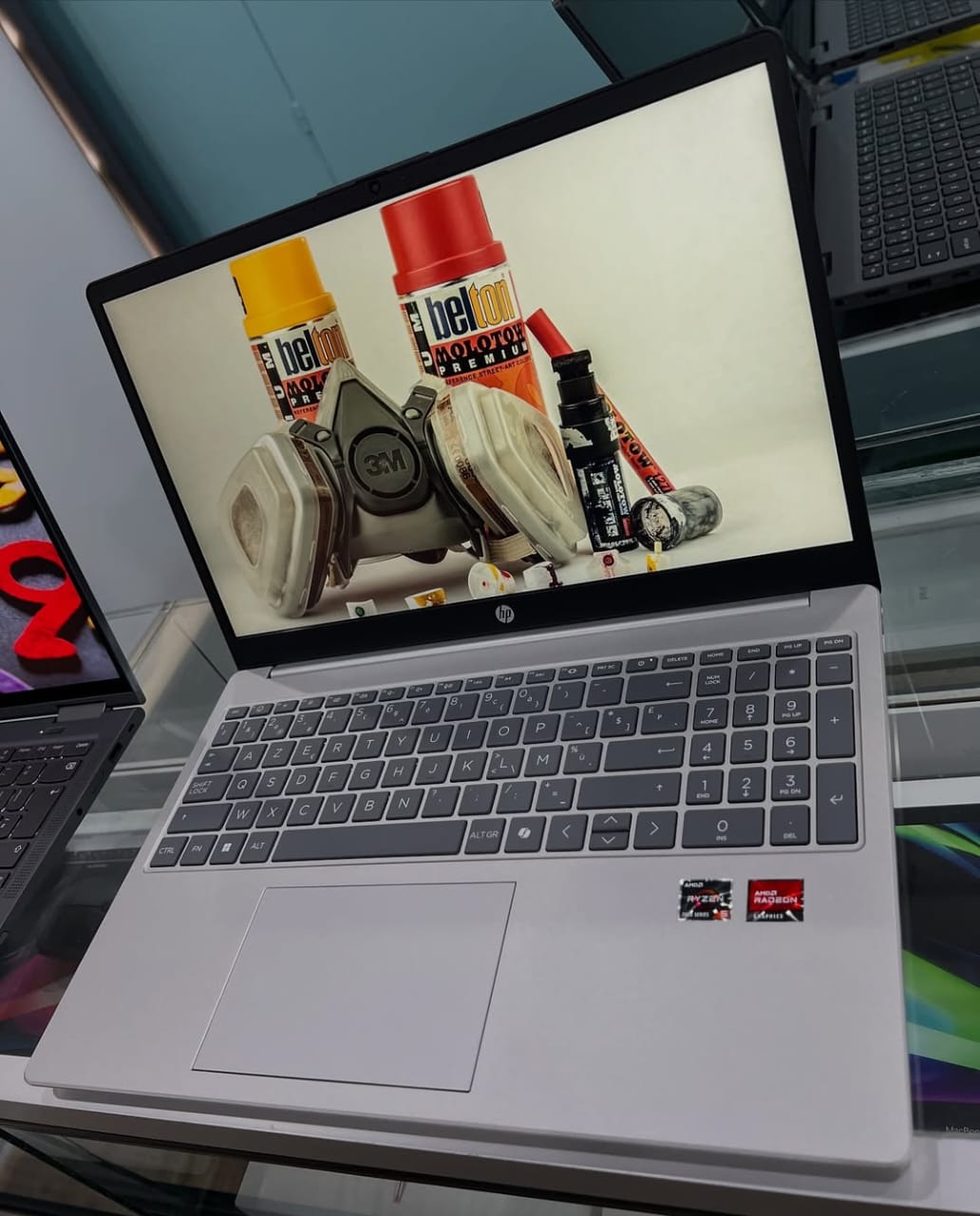 Image galerie pour HP OmniBook 5  laptop AI 16-ag1xxx  Année 2026 4