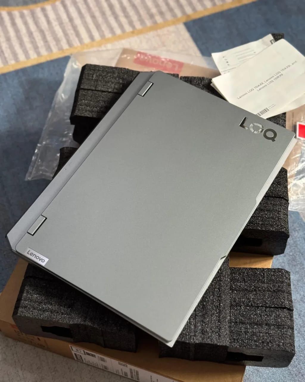 Image galerie pour Lenovo LOQ 15IRX10 7