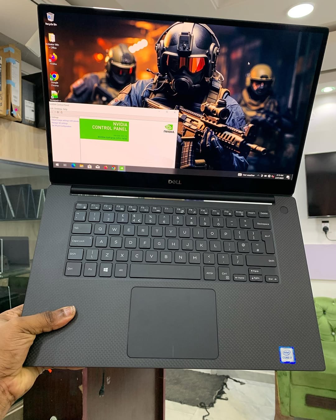 Image galerie pour DELL XPS 15 9550 2