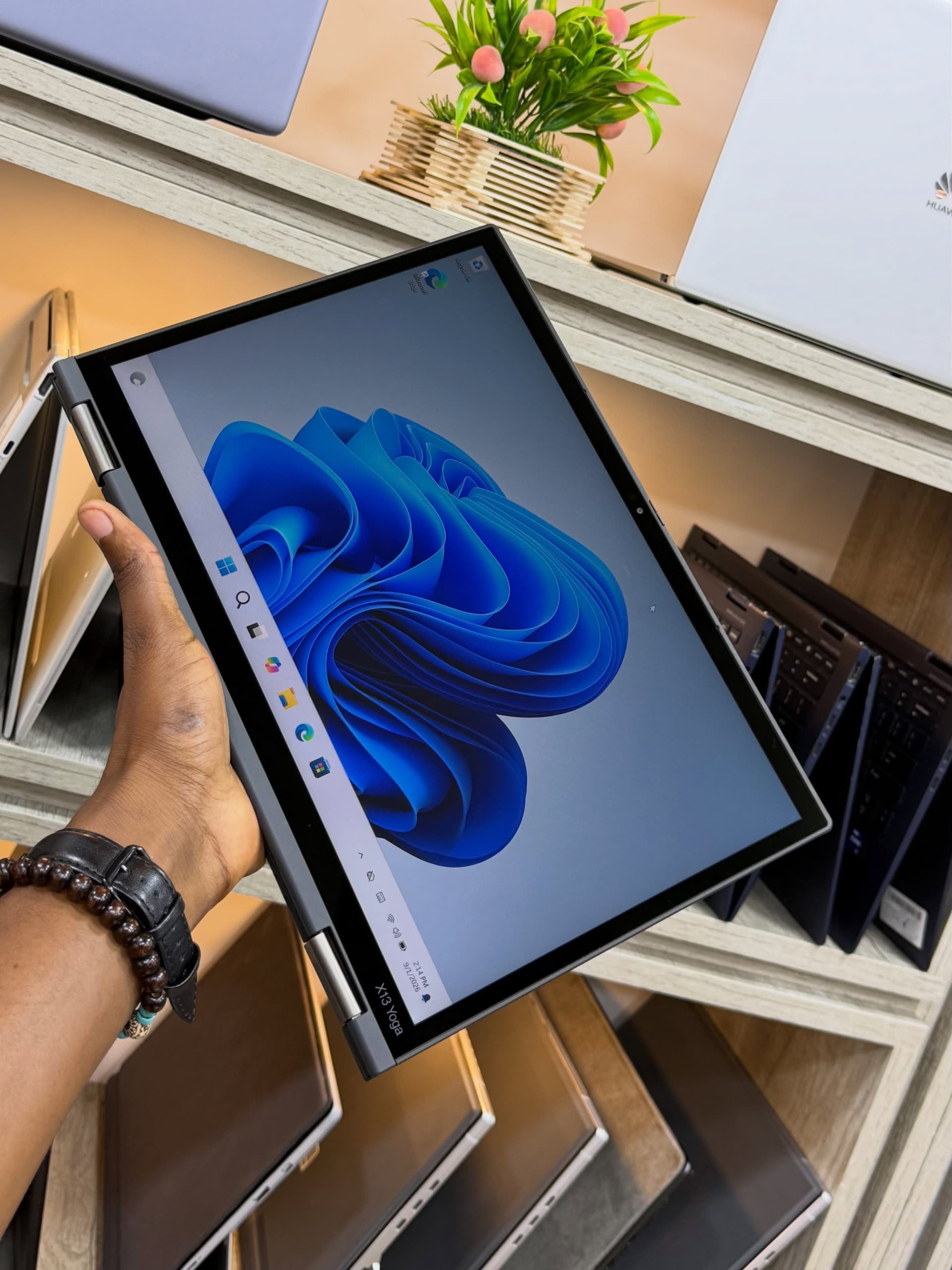 Image galerie pour Lenovo Thinkpad X13  Yoga Gen 2 1