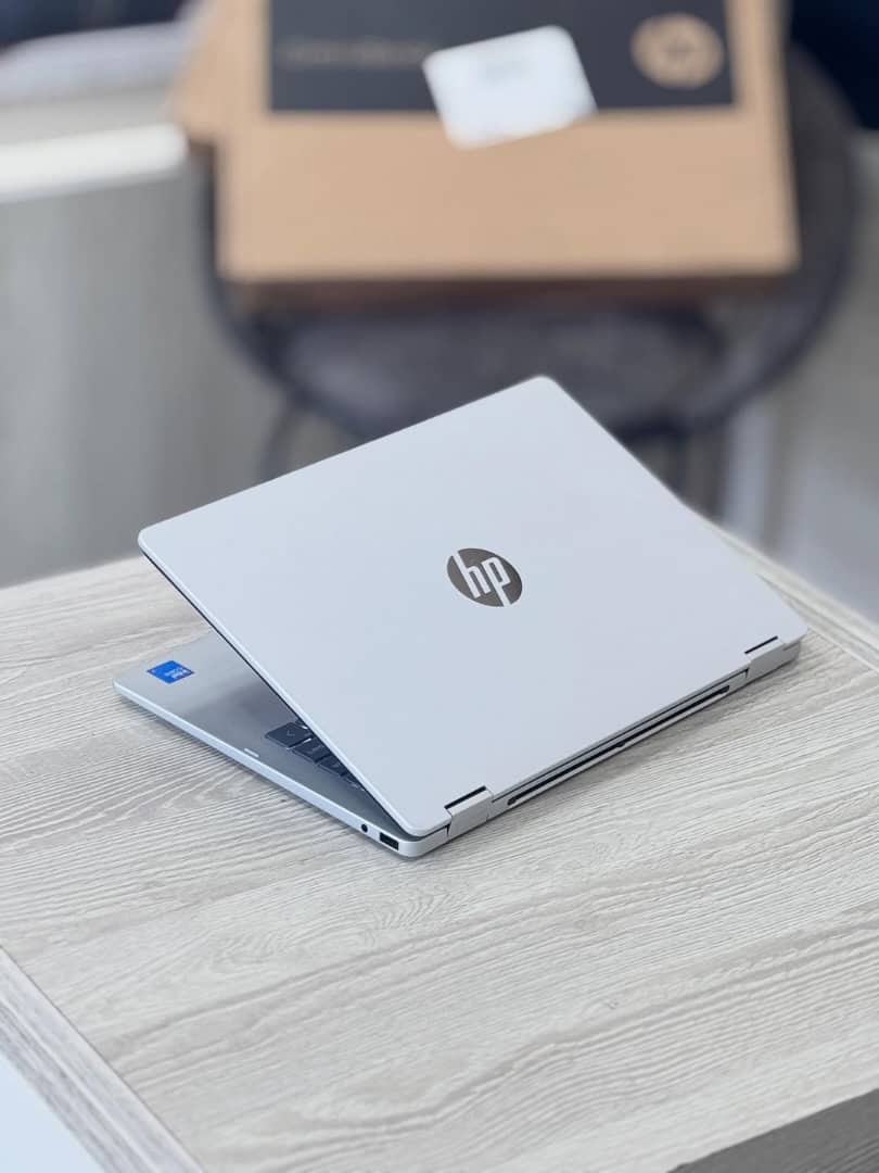 Image galerie pour HP OmniBook 5 flip laptop 14-fp0023dx x360 2-in-1 2
