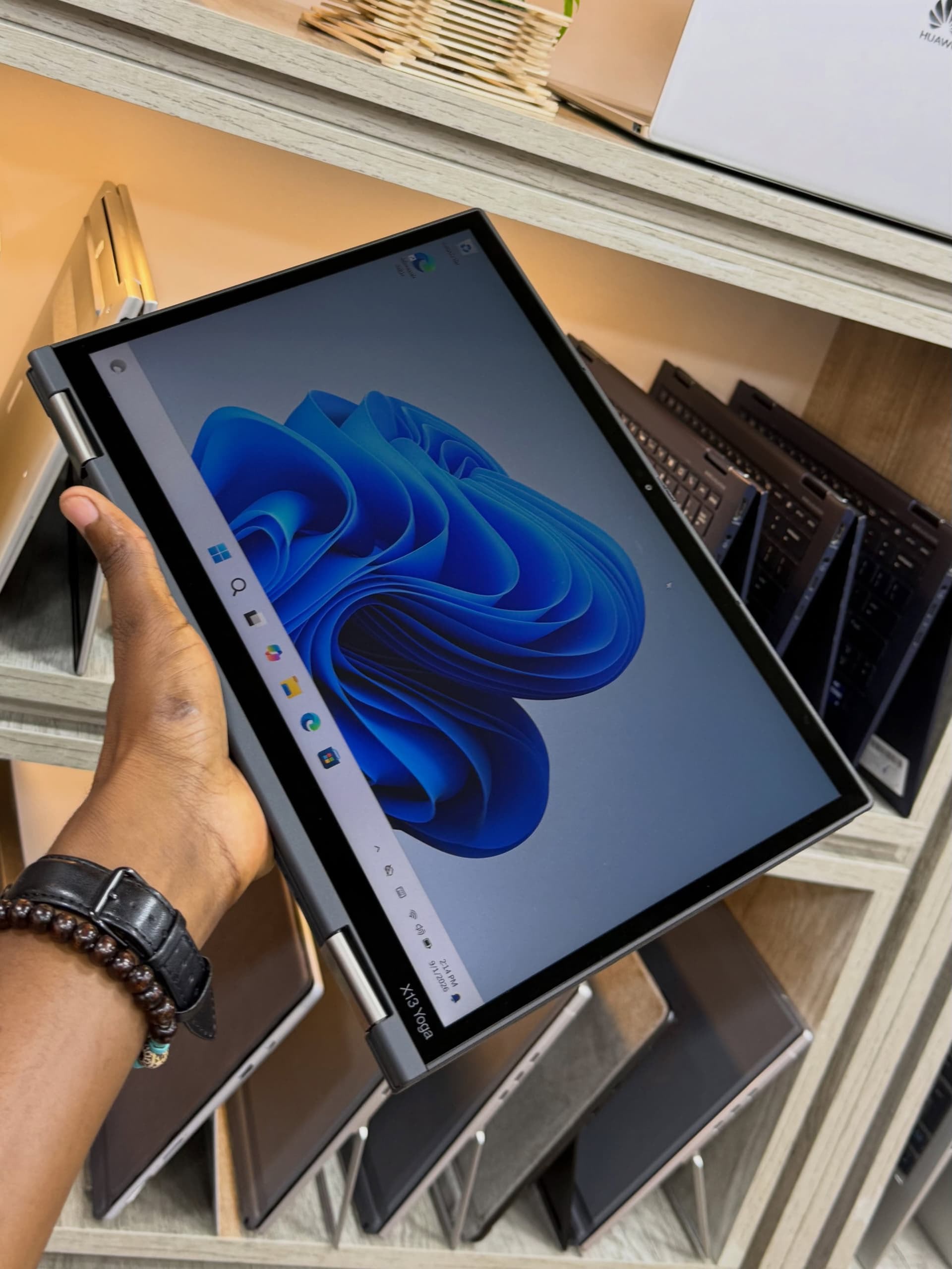 Image galerie pour Lenovo Thinkpad X13  Yoga Gen 2 8