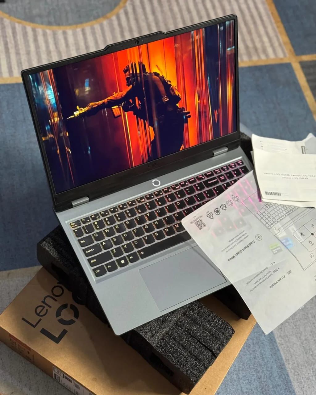 Image galerie pour Lenovo LOQ 15IRX10 6